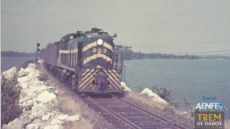 Alco RS-3 cruzando o Lake Champlain 🇺🇸