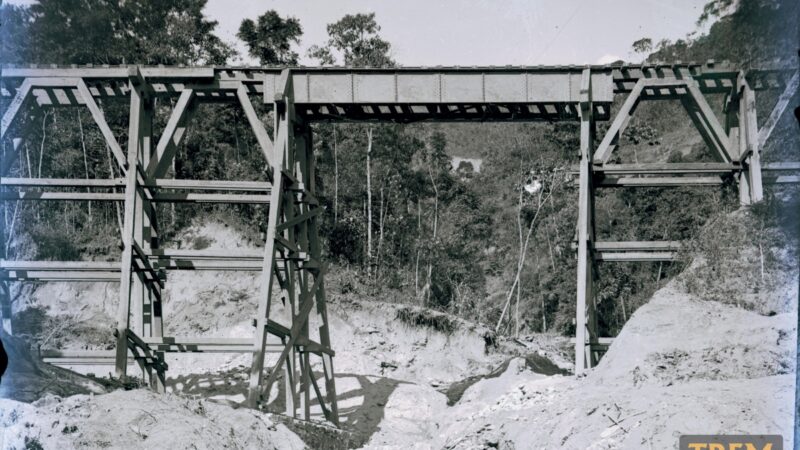 Construção e fundação do pontilhão em Iriritimirim, Alfredo Chaves – ES