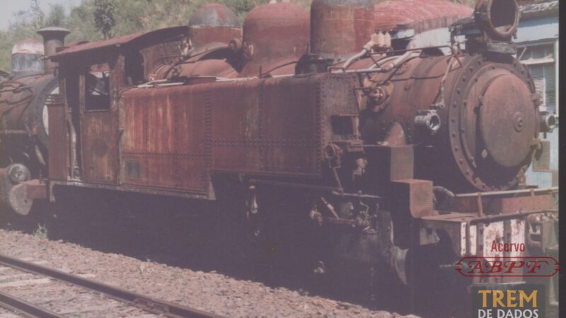 Locomotiva 103 da E. F. Cantagalo / Leopoldina